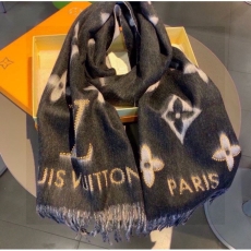 Louis Vuitton Scarf